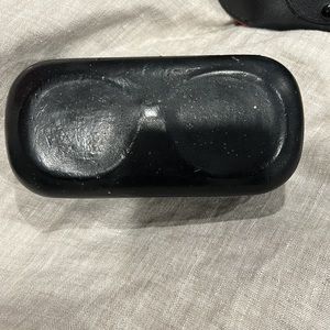 House of Harlow sunglass case